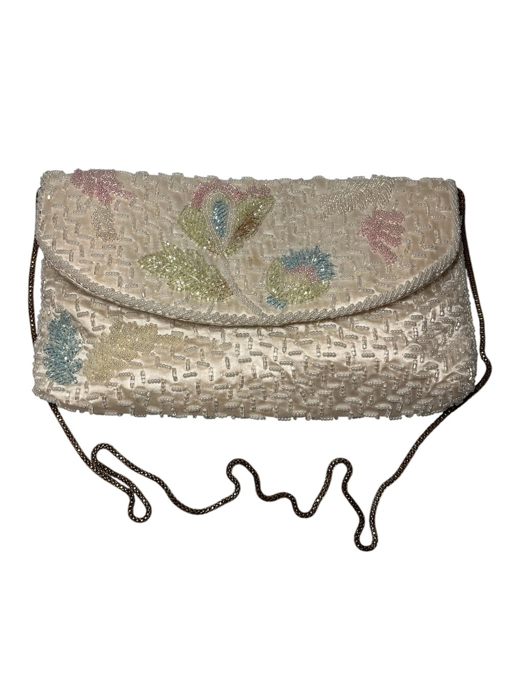 Handmade Ivory Beaded Floral Clutch Bag with Chain Strap
Amazing!